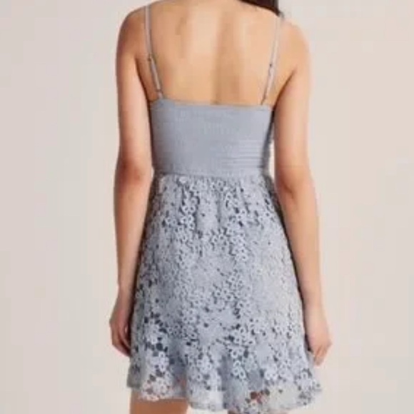 Abercrombie & Fitch Periwinkle Flower Dress | XS - Picture 6 of 6